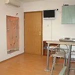 Center * Split