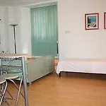 Center Daire *